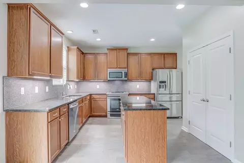 403 Glenview Ln, Durham, NC 27703 photo 11