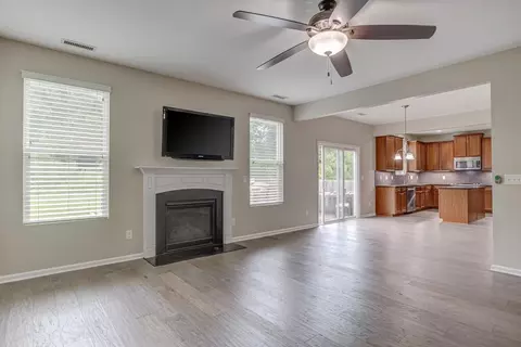 403 Glenview Ln, Durham, NC 27703 photo 17