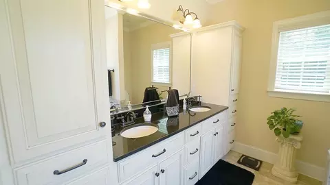 514 S Lincoln St, Benson, NC 27504 photo 30