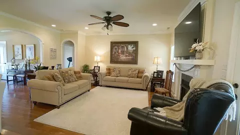 514 S Lincoln St, Benson, NC 27504 photo 12