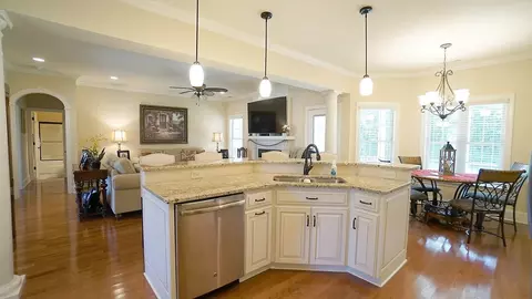 514 S Lincoln St, Benson, NC 27504 photo 20