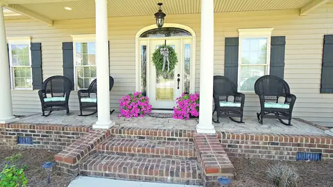 514 S Lincoln St, Benson, NC 27504 photo 3