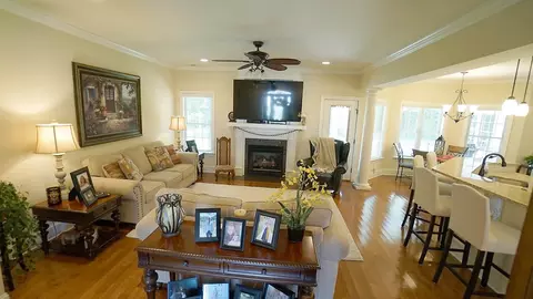 514 S Lincoln St, Benson, NC 27504 photo 10