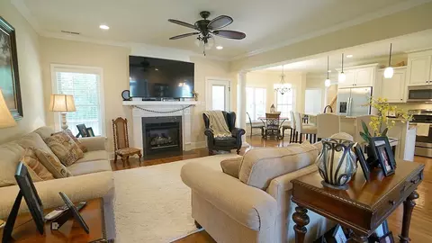 514 S Lincoln St, Benson, NC 27504 photo 14