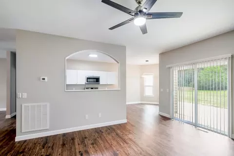 192 Firetree Ln, West End, NC 27376 photo 5