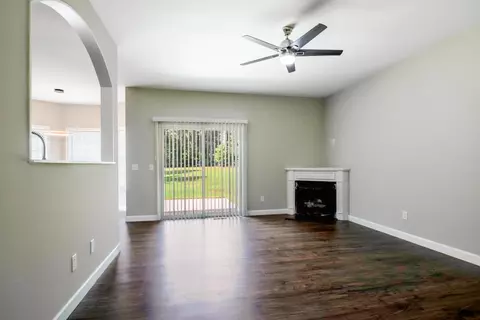 192 Firetree Ln, West End, NC 27376 photo 4