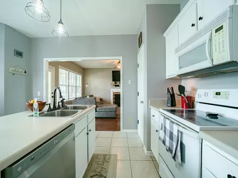 90 Elvis Dr, Garner, NC 27529 photo 9
