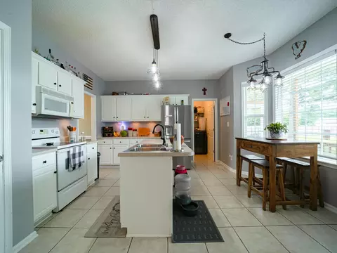 90 Elvis Dr, Garner, NC 27529 photo 6