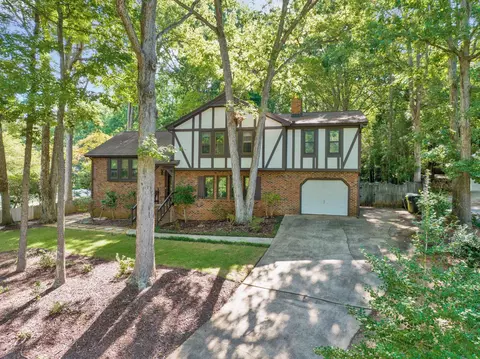 6608 Graymont Pl, Raleigh, NC 27615