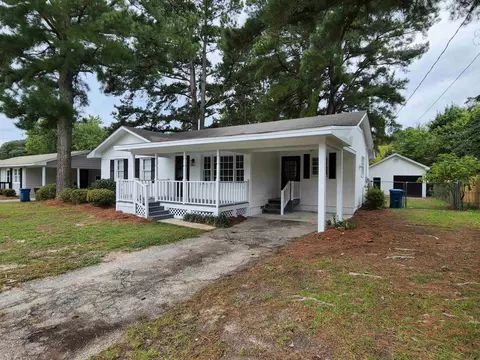 509 Saints St, Dunn, NC 28334 photo 3
