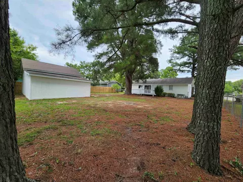 509 Saints St, Dunn, NC 28334 photo 10