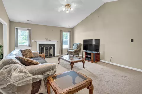 3 Biltmore Pl, Durham, NC 27712 photo 3