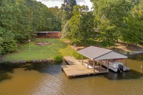 147 Timber Ct, La Crosse, VA 23950 photo 2