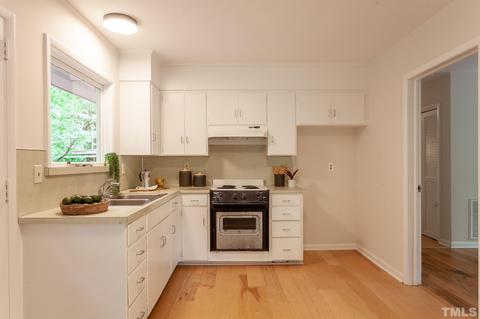 2706 Ashley St, Durham, NC 27704 photo 9