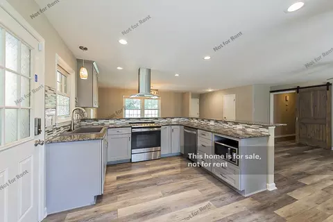 912 Clarion Dr, Durham, NC 27705 photo 4