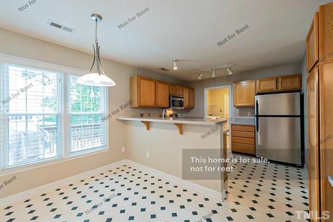 711 Bishopstone Dr, Durham, NC 27705 photo 8