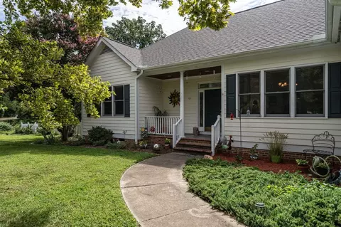 101 Candlelight Ct, Durham, NC 27707 photo 1
