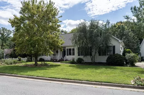 101 Candlelight Ct, Durham, NC 27707 photo 3