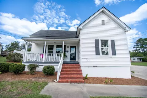 110 E I St, Erwin, NC 28339 photo 1