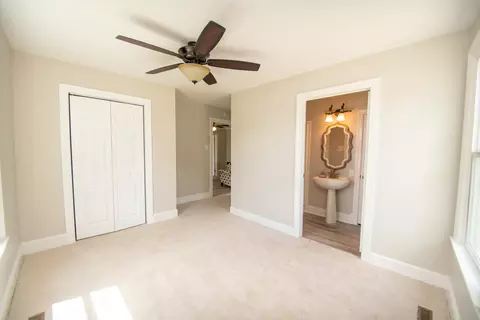 110 E I St, Erwin, NC 28339 photo 23