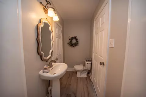110 E I St, Erwin, NC 28339 photo 20