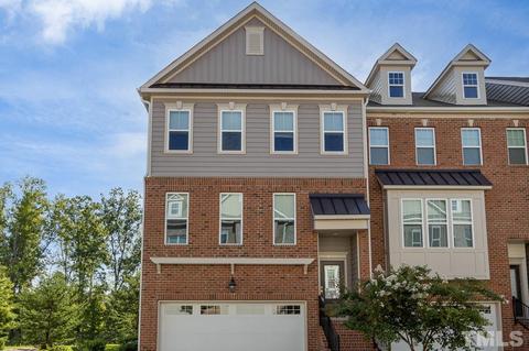 4010 Robious Ct, Cary, NC 27519 photo 1