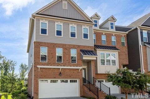 4010 Robious Ct, Cary, NC 27519 photo 2