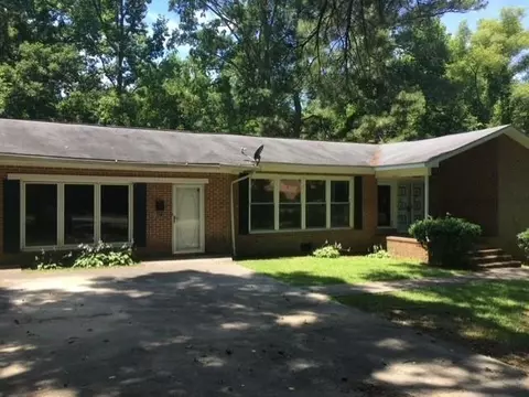 916 Corbitt Dr, Weldon, NC 27890 photo 1