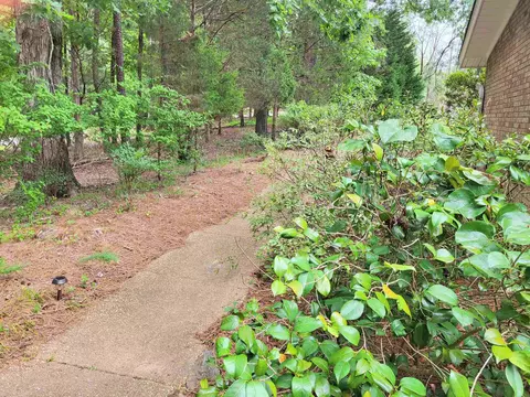 2010 Panoramic Dr, Durham, NC 27703 photo 18
