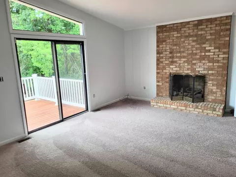 2010 Panoramic Dr, Durham, NC 27703 photo 5