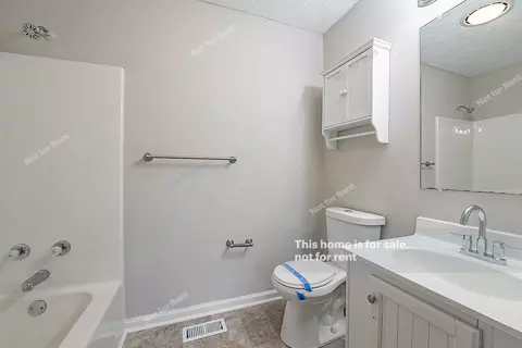 409 Melbourne St, Durham, NC 27703 photo 8