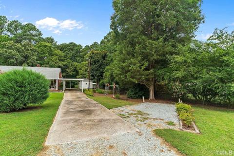 1209 Horseshoe Rd, Durham, NC 27703 photo 4