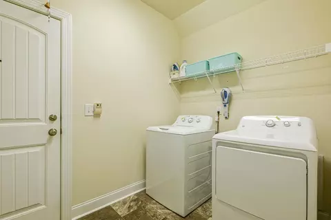 122 Colonade Ct, Benson, NC 27504 photo 20