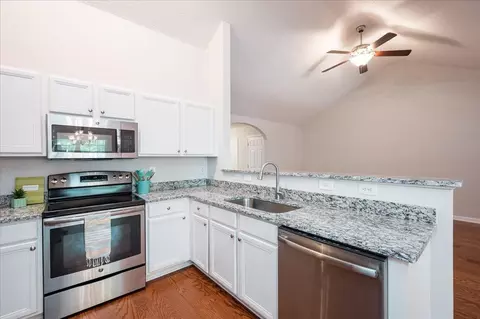 4803 Gaithers Pointe Dr, Durham, NC 27713 photo 9
