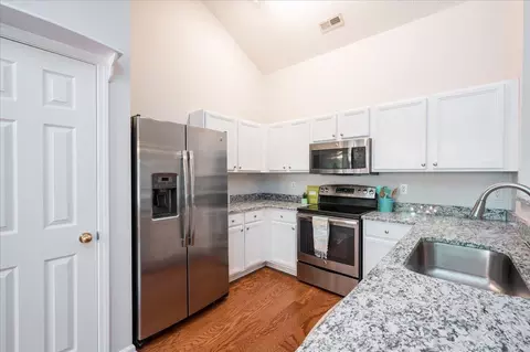 4803 Gaithers Pointe Dr, Durham, NC 27713 photo 8