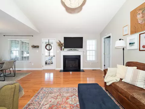 10 Sawmill Ln, Durham, NC 27712 photo 5