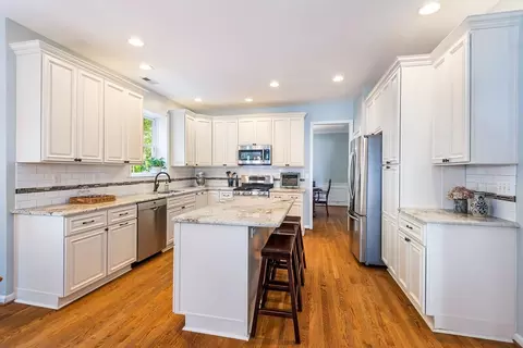 4701 Regency Dr, Durham, NC 27713 photo 6