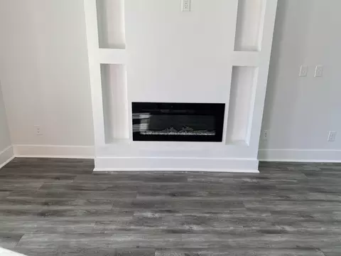 323 E Dundee St, Smithfield, NC 27577 photo 5