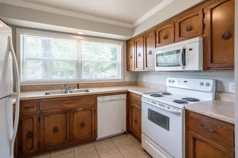 16 Nottingham Pl, Smithfield, NC 27577 photo 7