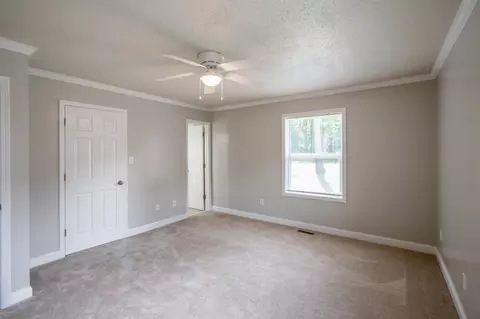 16 Nottingham Pl, Smithfield, NC 27577 photo 13