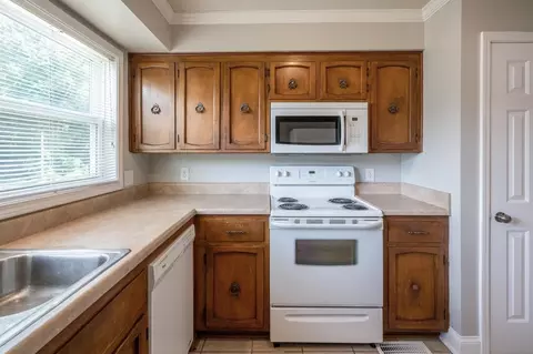 16 Nottingham Pl, Smithfield, NC 27577 photo 9