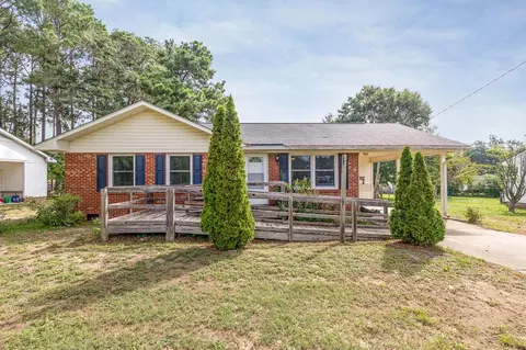 1606 Fairground Rd, Dunn, NC 28334 photo 1