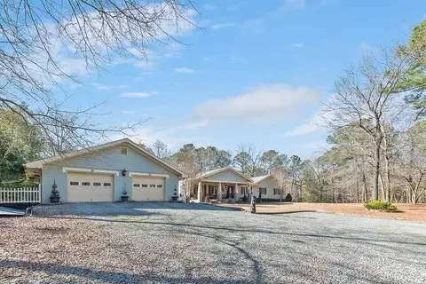 120 Walnut Dr, Benson, NC 27504 photo 2
