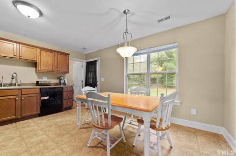 101 Dundee Pl, Stem, NC 27581 photo 7