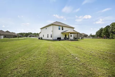 42 Pal Ct, Benson, NC 27504 photo 29