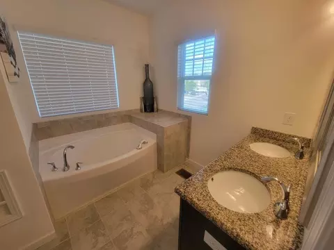 4355 Flintlock Ln, Durham, NC 27704 photo 13