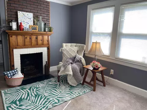 212 Jay Pl, High Point, NC 27263 photo 3