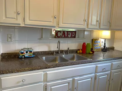 212 Jay Pl, High Point, NC 27263 photo 9