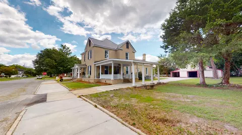 108 E First St, Princeton, NC 27569 photo 5