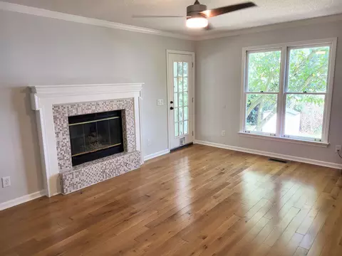 24 Cedar Hill Dr, Durham, NC 27713 photo 2